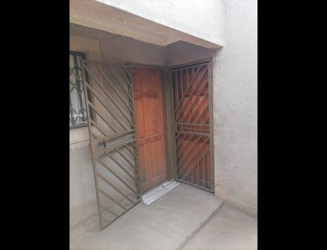 3 BEDROOM HOUSE FOR SALE IN EMDENI